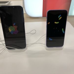 ドコモショップ　iPhone12
